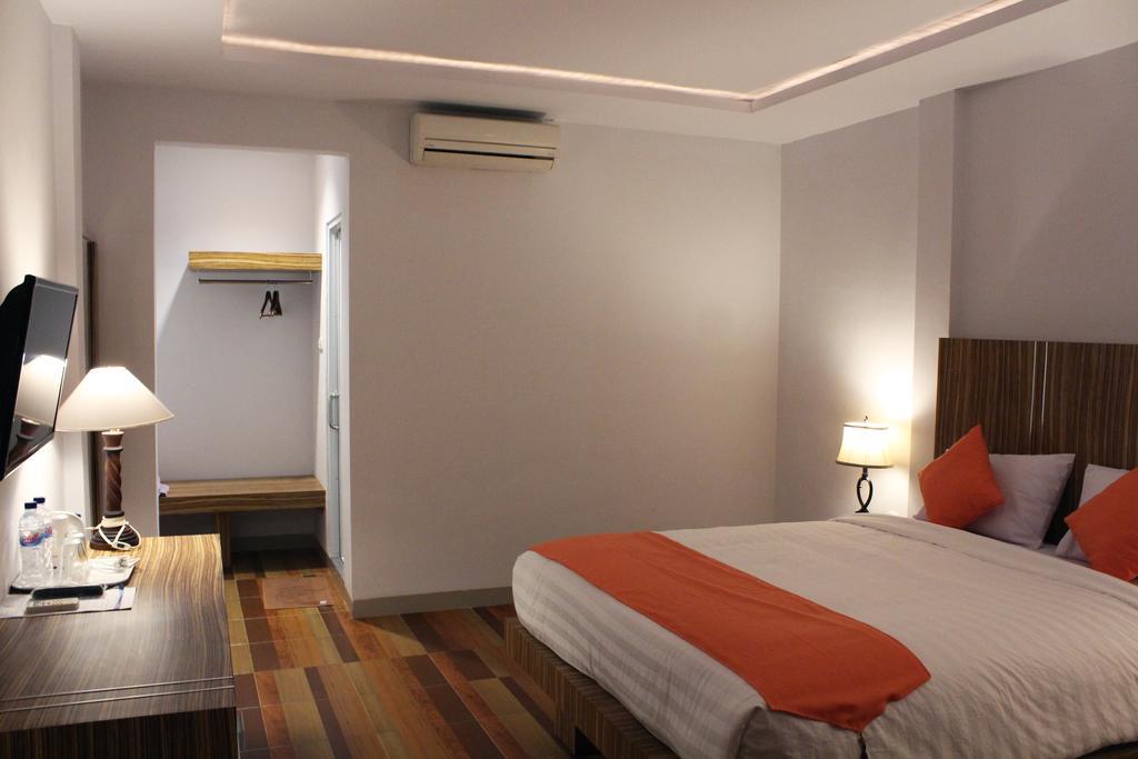 Satria Wisata Hotel Pare-Pare Exterior photo