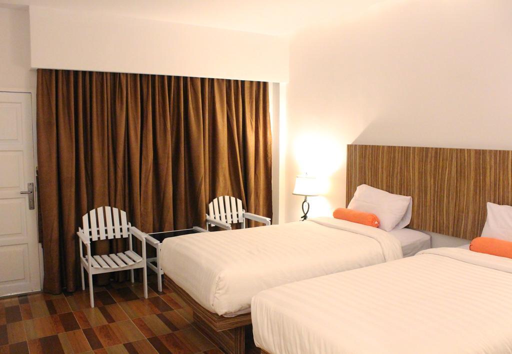 Satria Wisata Hotel Pare-Pare Exterior photo