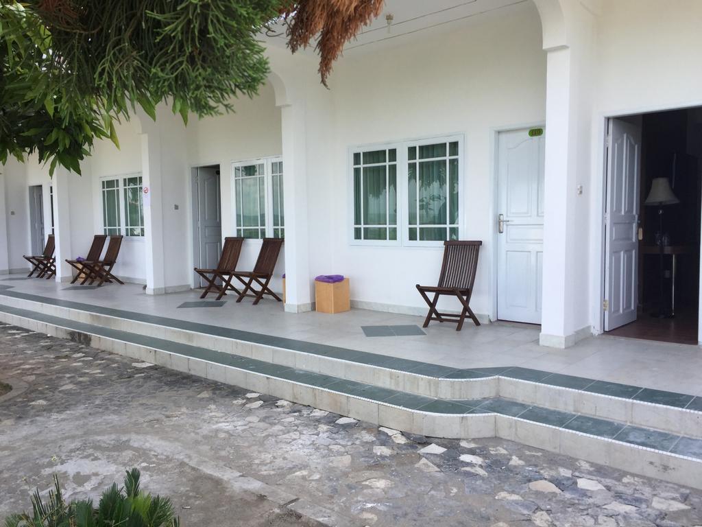 Satria Wisata Hotel Pare-Pare Exterior photo